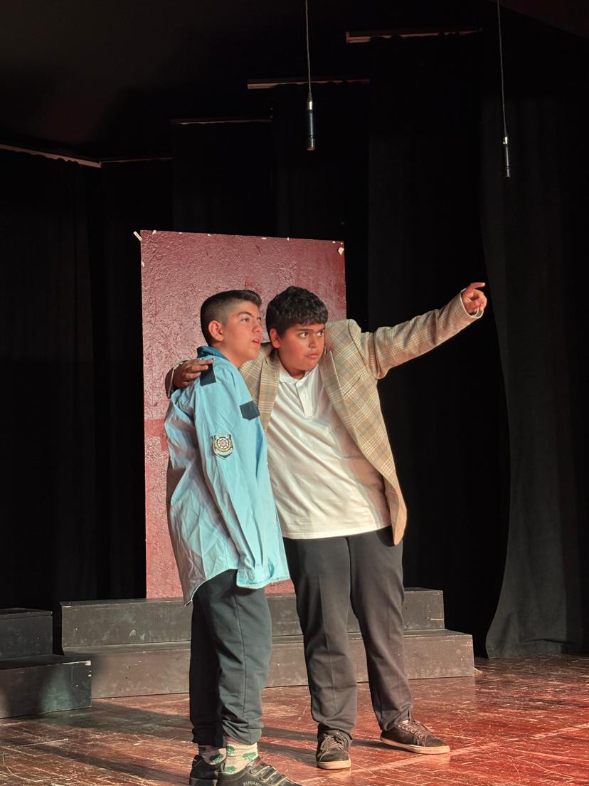 Tiyatro oyunu sahnesi 2